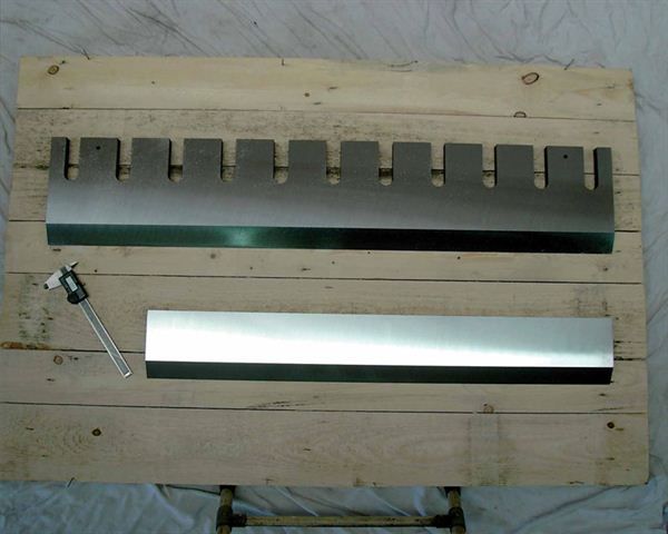 Linear/Moulded knives