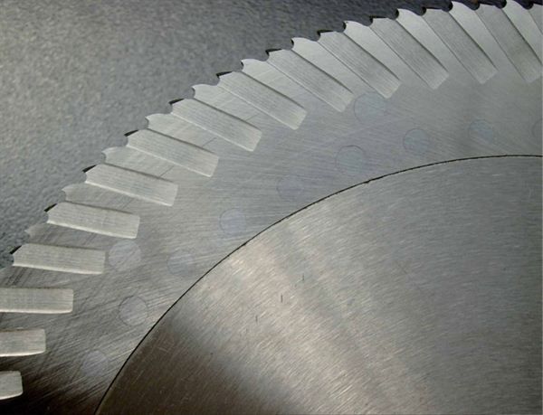 Segmental saw blades